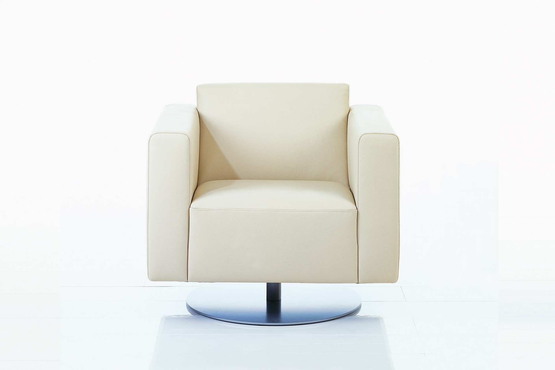 brühl serge Sessel - SHAGs Wohnstudio München