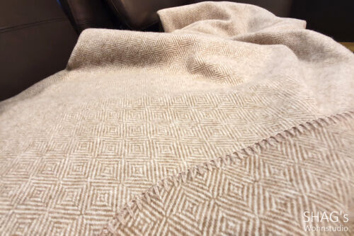 SHAGs Wohnstudio München Decken Wohnen Geschenkartikel ClickandCollect CallandCollect Plaid Lambswool Muster