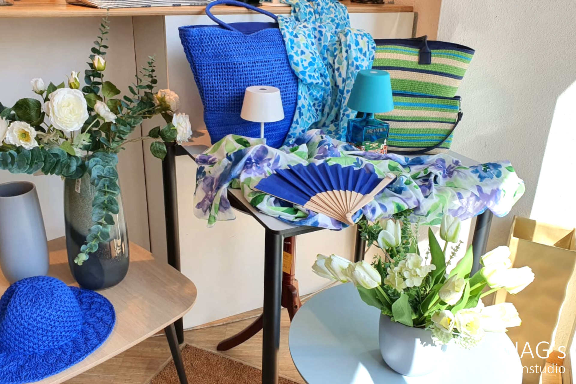 SHAGs Wohnstudio München Frühling Taschen Deko Interior Geschenke Hut Blumen Schals Tücher